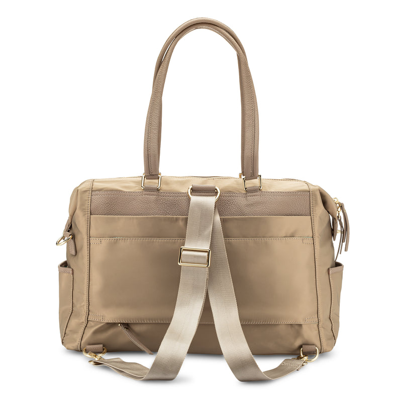 the briggs bag in champagne