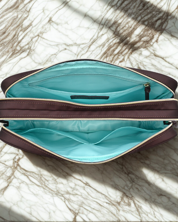large blair packing case in cocoa (pre-order)
