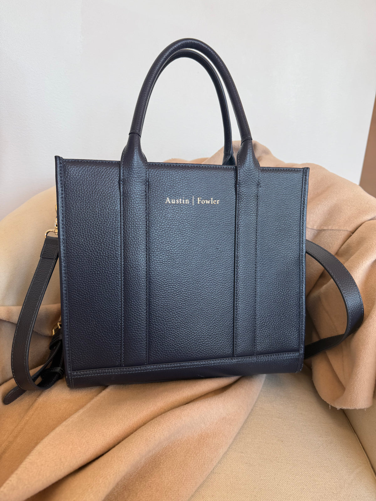 The Duke Luxury Handbag