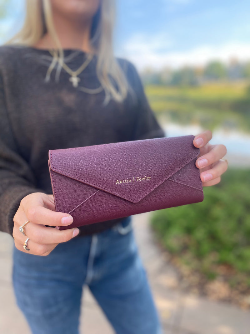 lynn wallet in mulberry