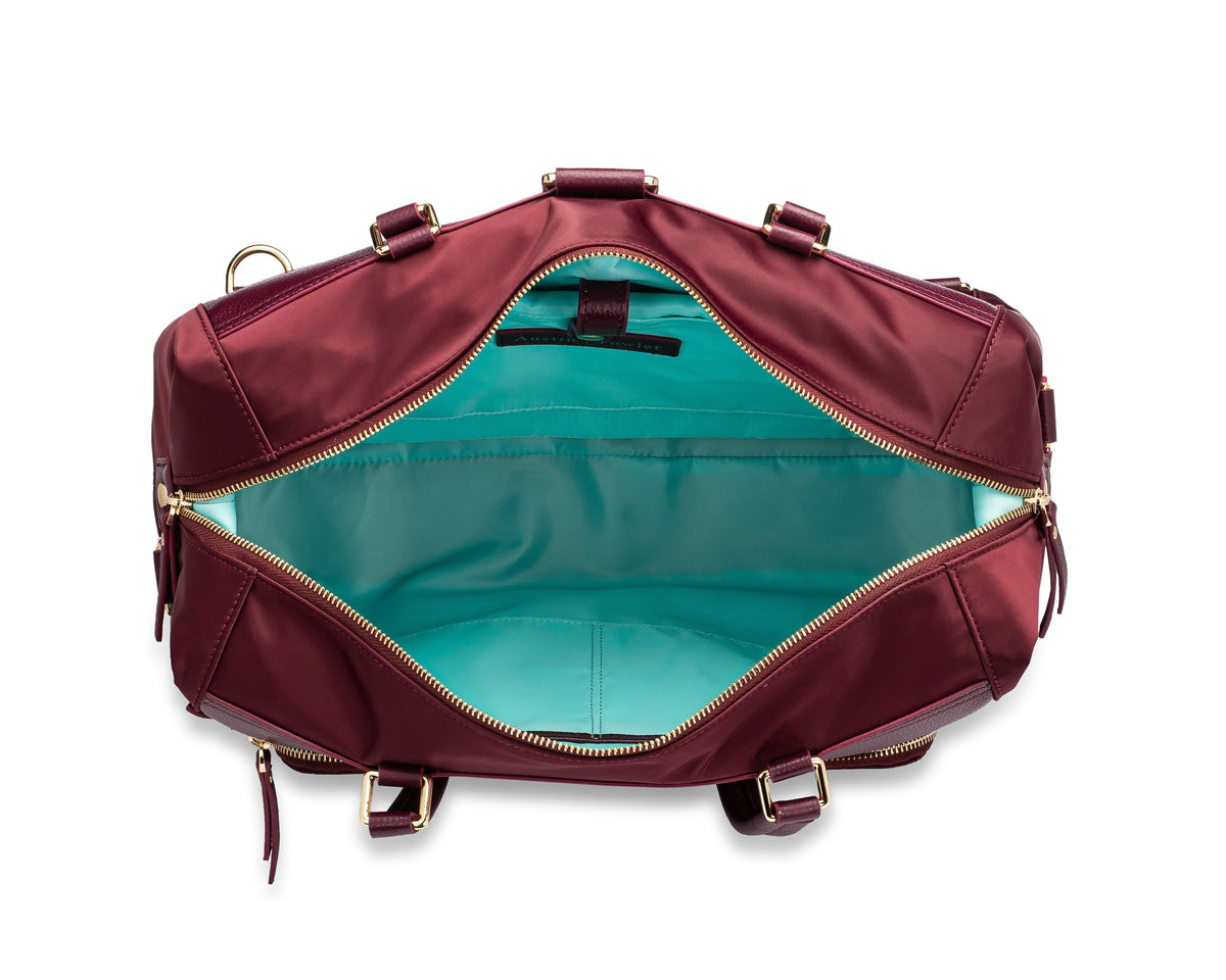 the briggs bag in mulberry (outlet)