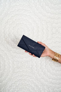 lynn wallet in black (outlet)