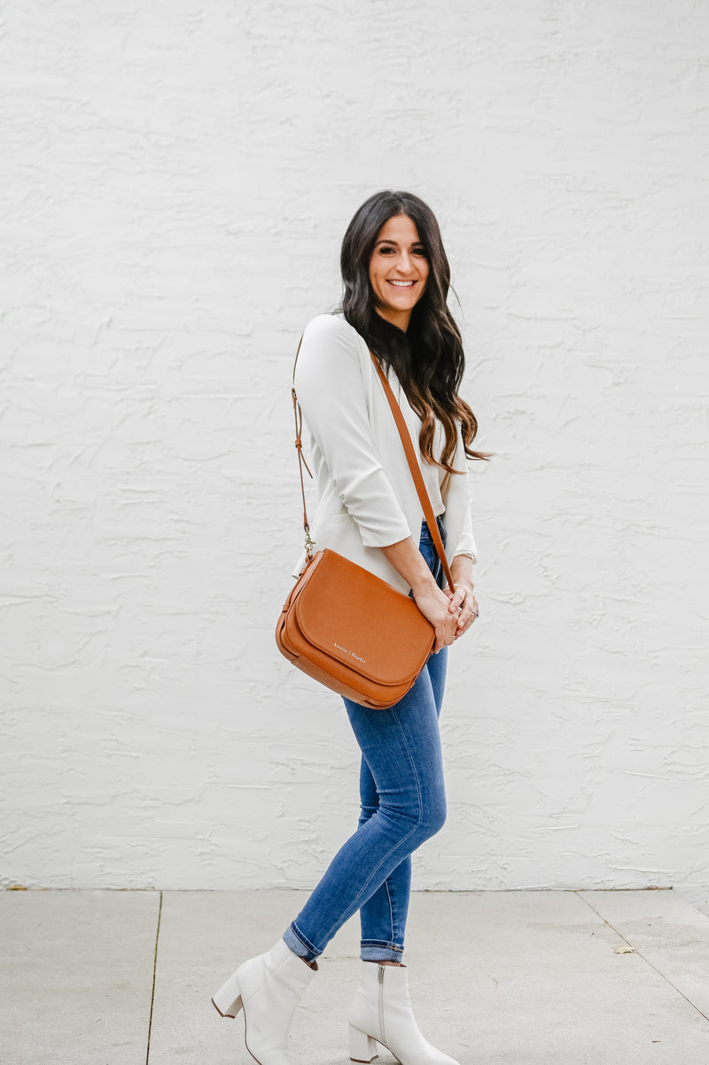 omaha handbag in camel
