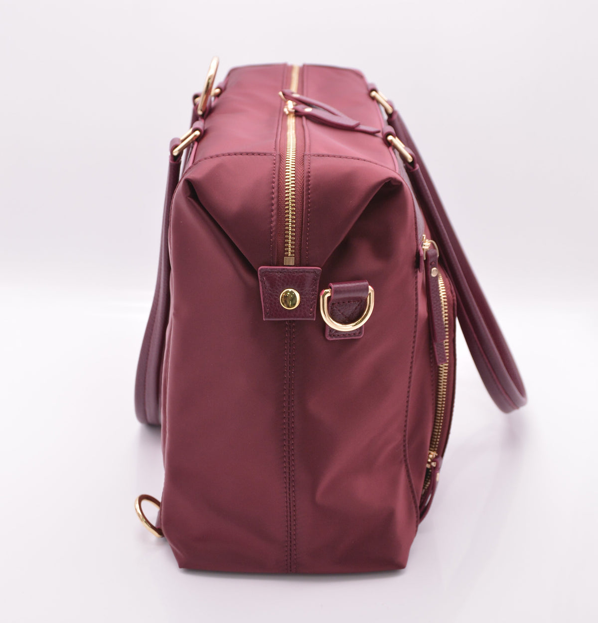 the briggs bag in mulberry (outlet)