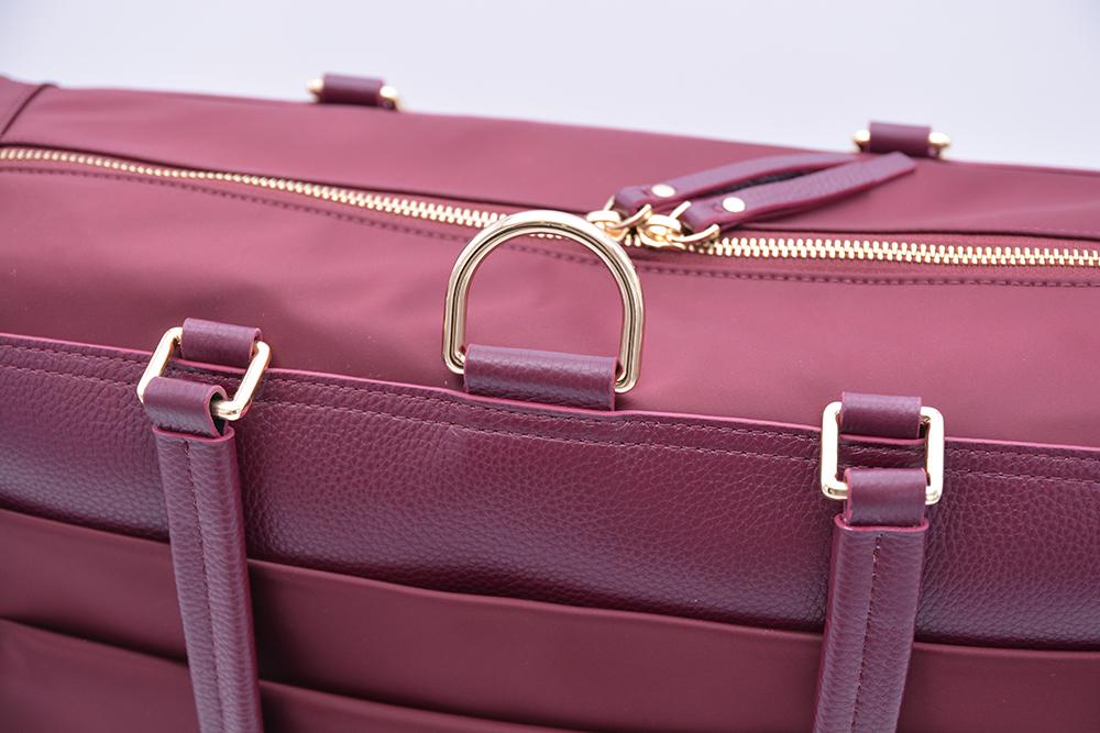 the briggs bag in mulberry (outlet)