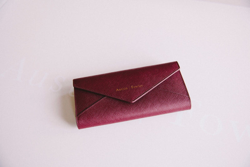 lynn wallet in mulberry
