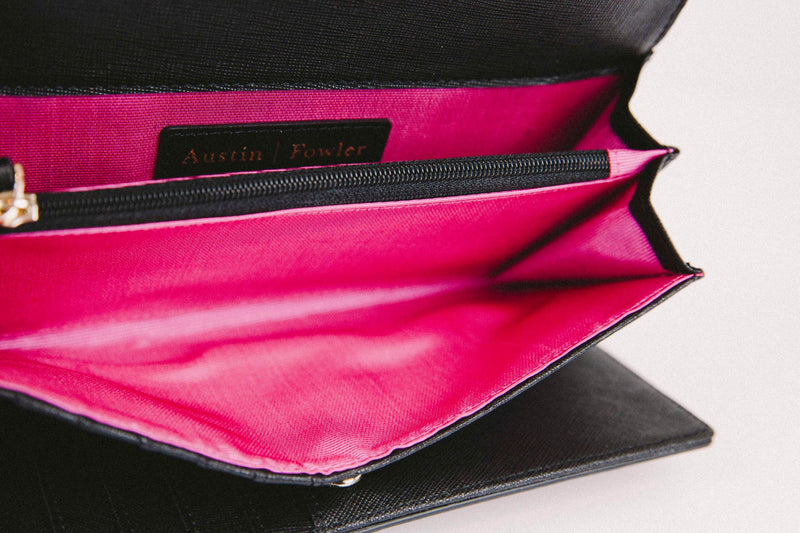 lynn wallet in black
